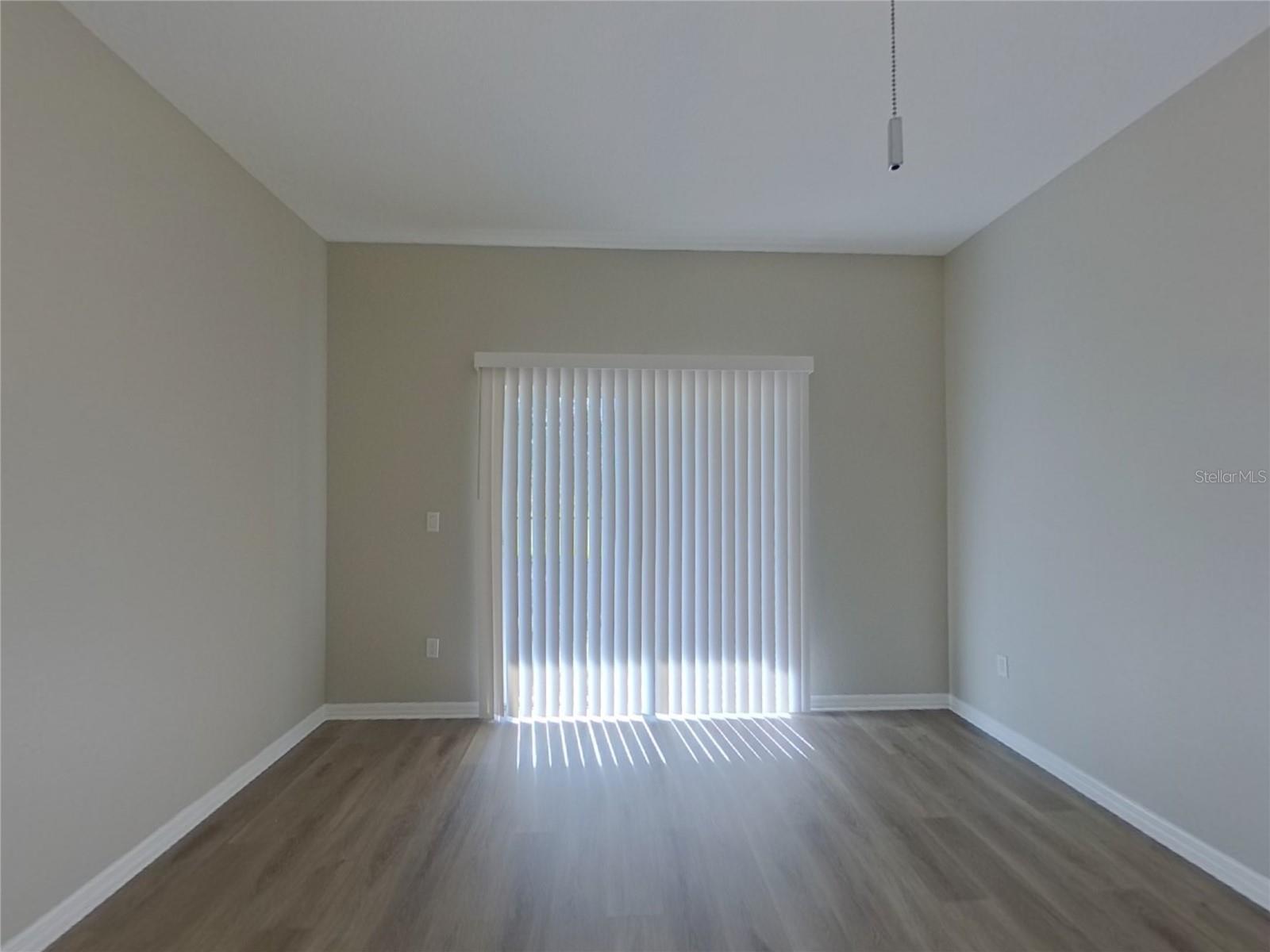 Image 9 of 23 For 1421 Emerald Hill Way