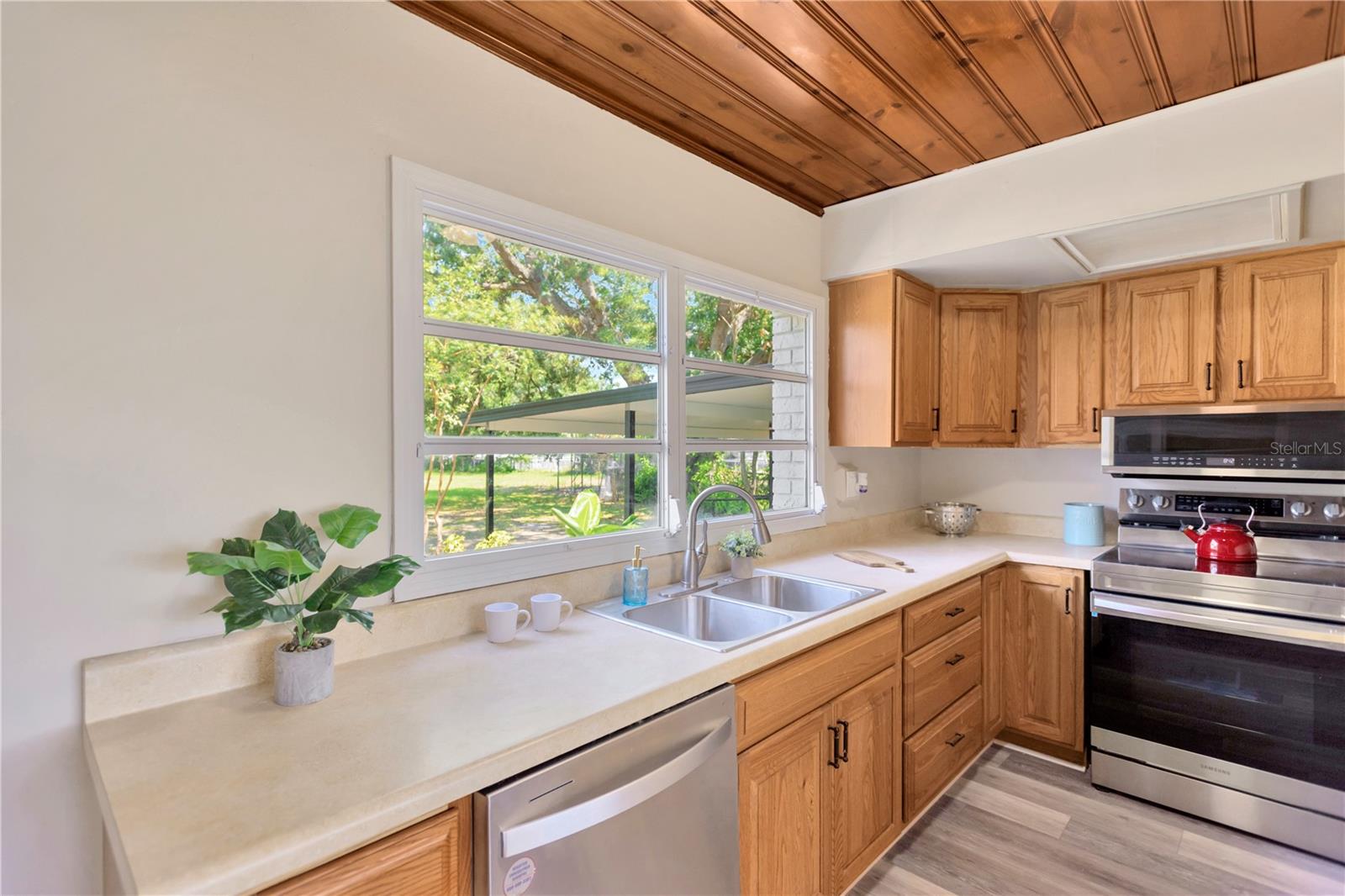 Image 2 of 23 For 1128 70th Street