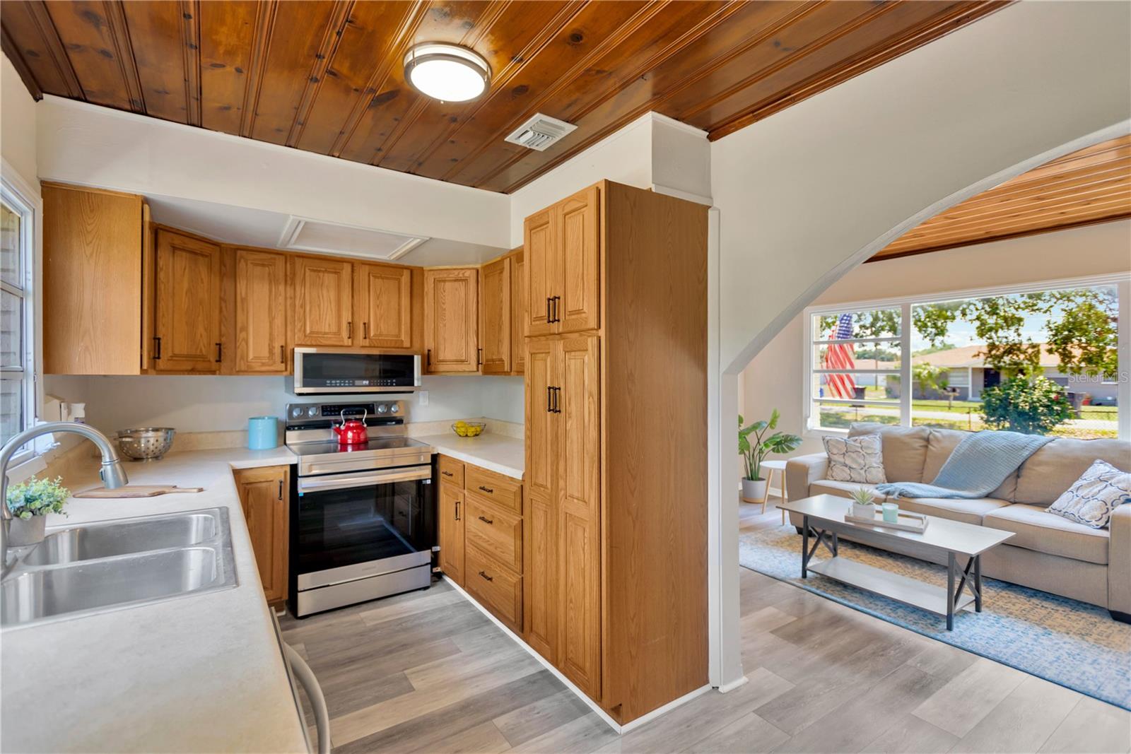 Image 3 of 23 For 1128 70th Street
