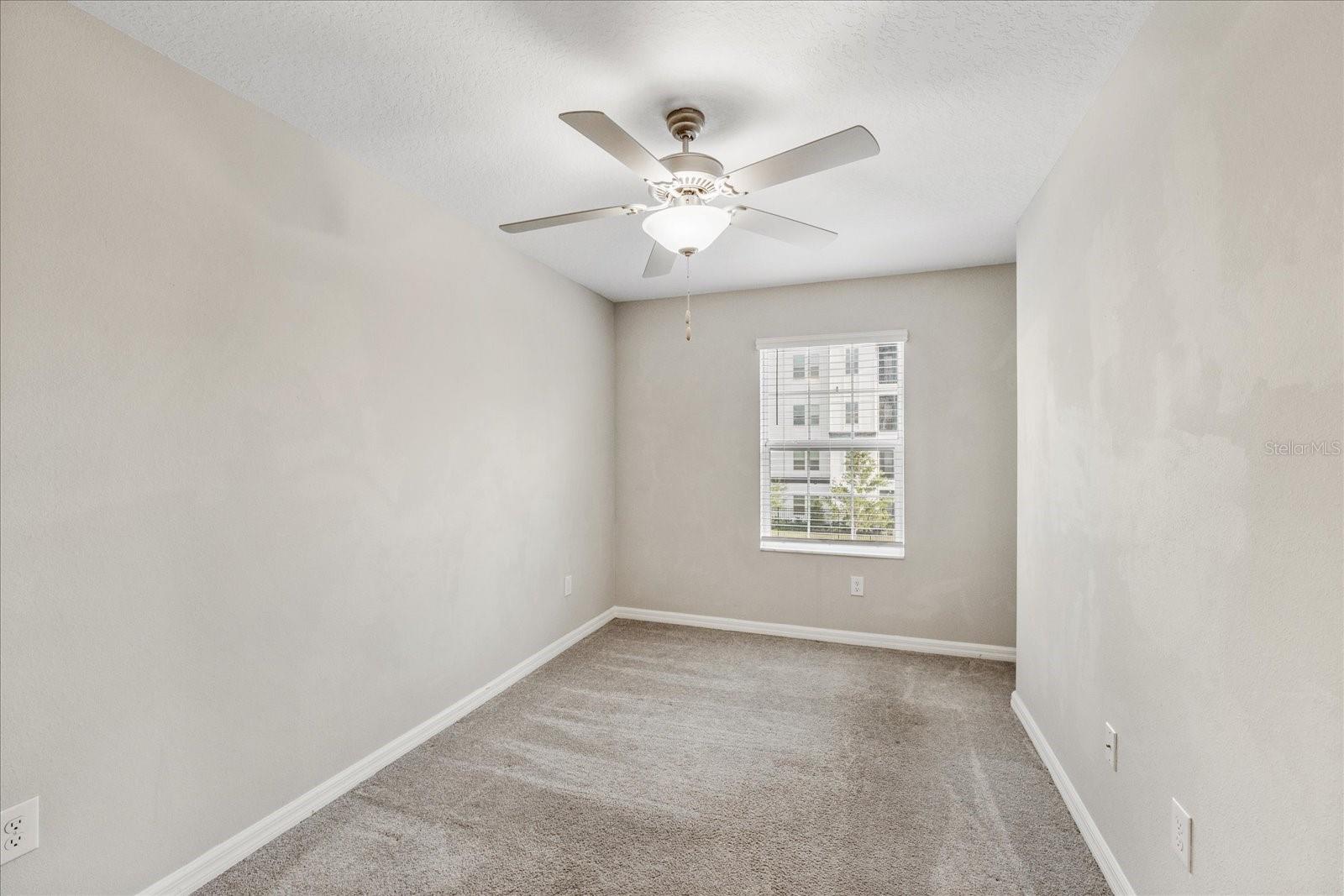 Image 16 of 29 For 10472 Shady Preserve Drive