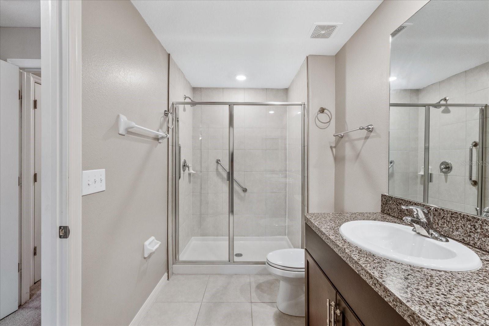 Image 21 of 29 For 10472 Shady Preserve Drive