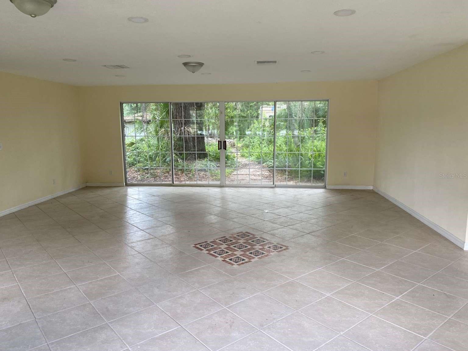 Image 15 of 16 For 17220 Estes Road