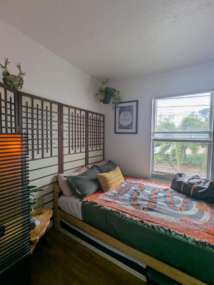 Image 23 of 30 For 2451 2nd Avenue N