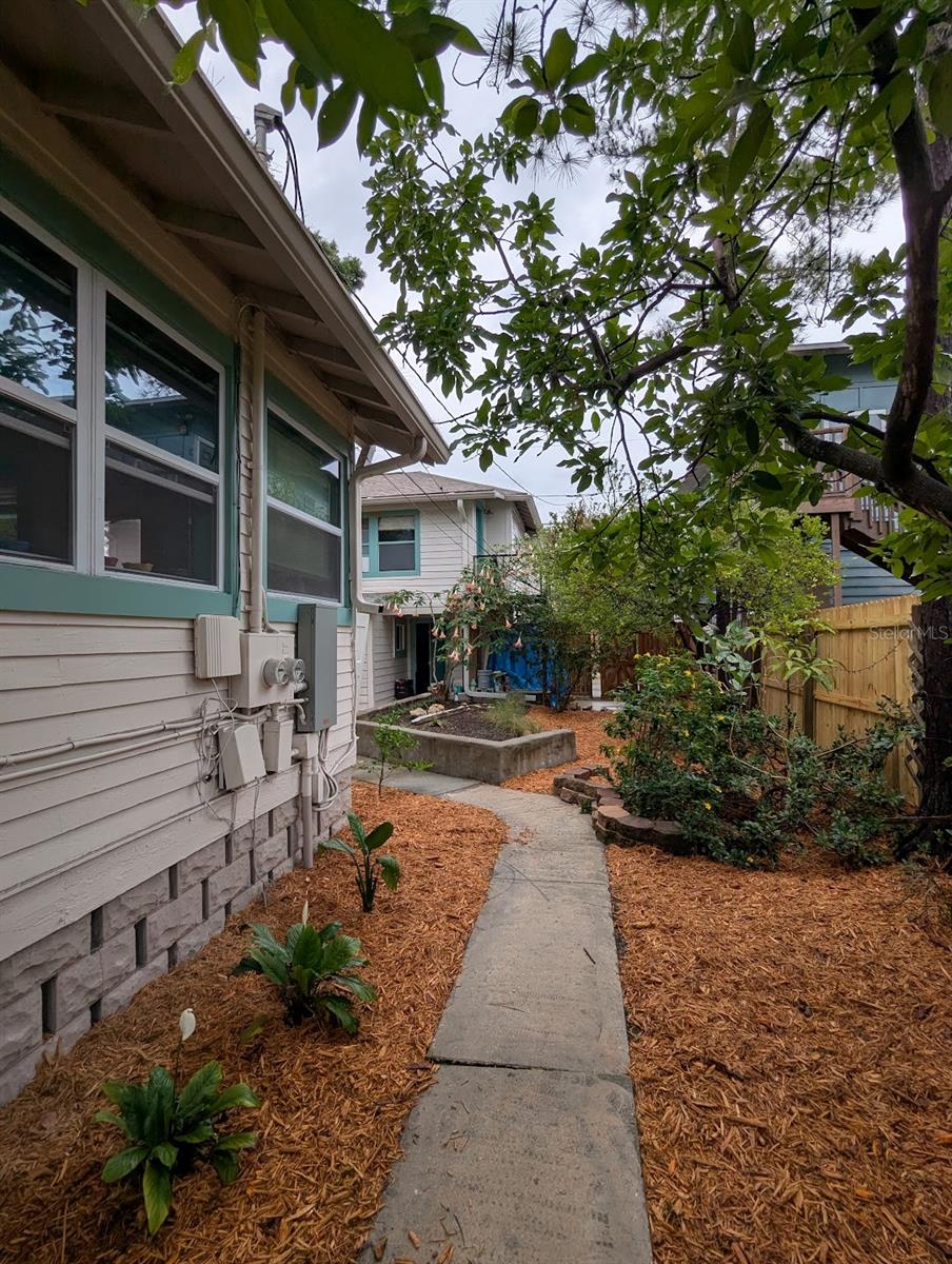 Image 3 of 30 For 2451 2nd Avenue N