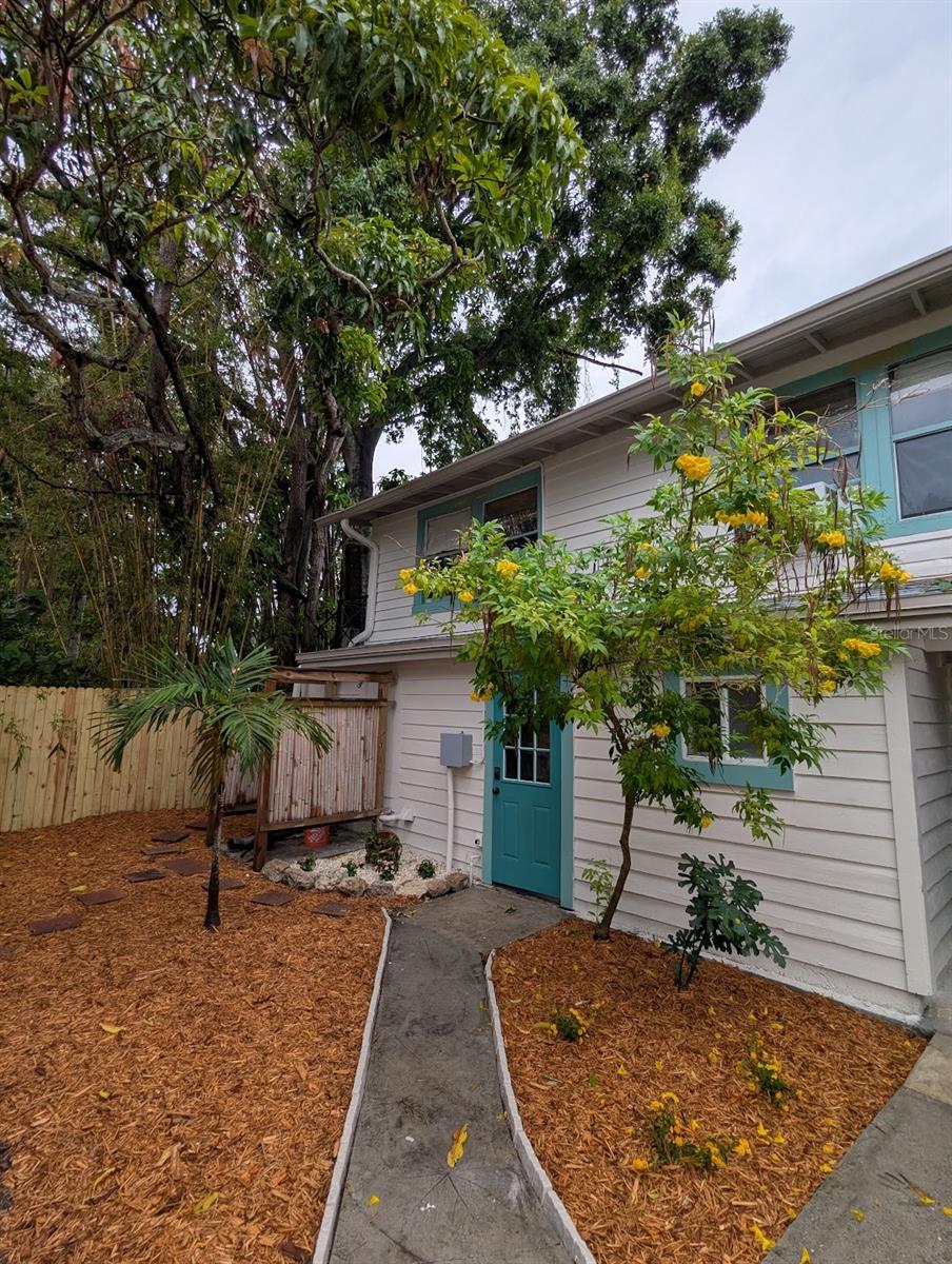 Image 4 of 30 For 2451 2nd Avenue N