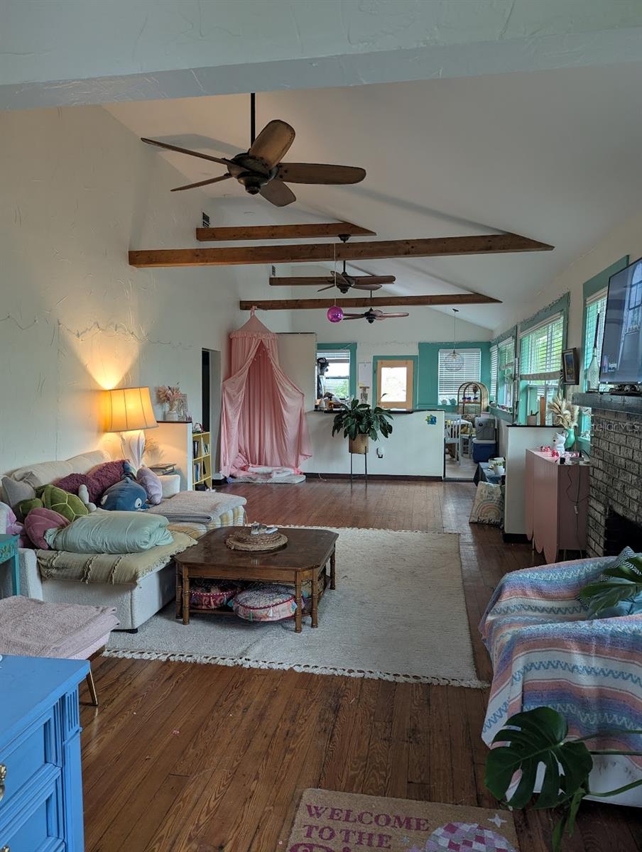Image 9 of 30 For 2451 2nd Avenue N