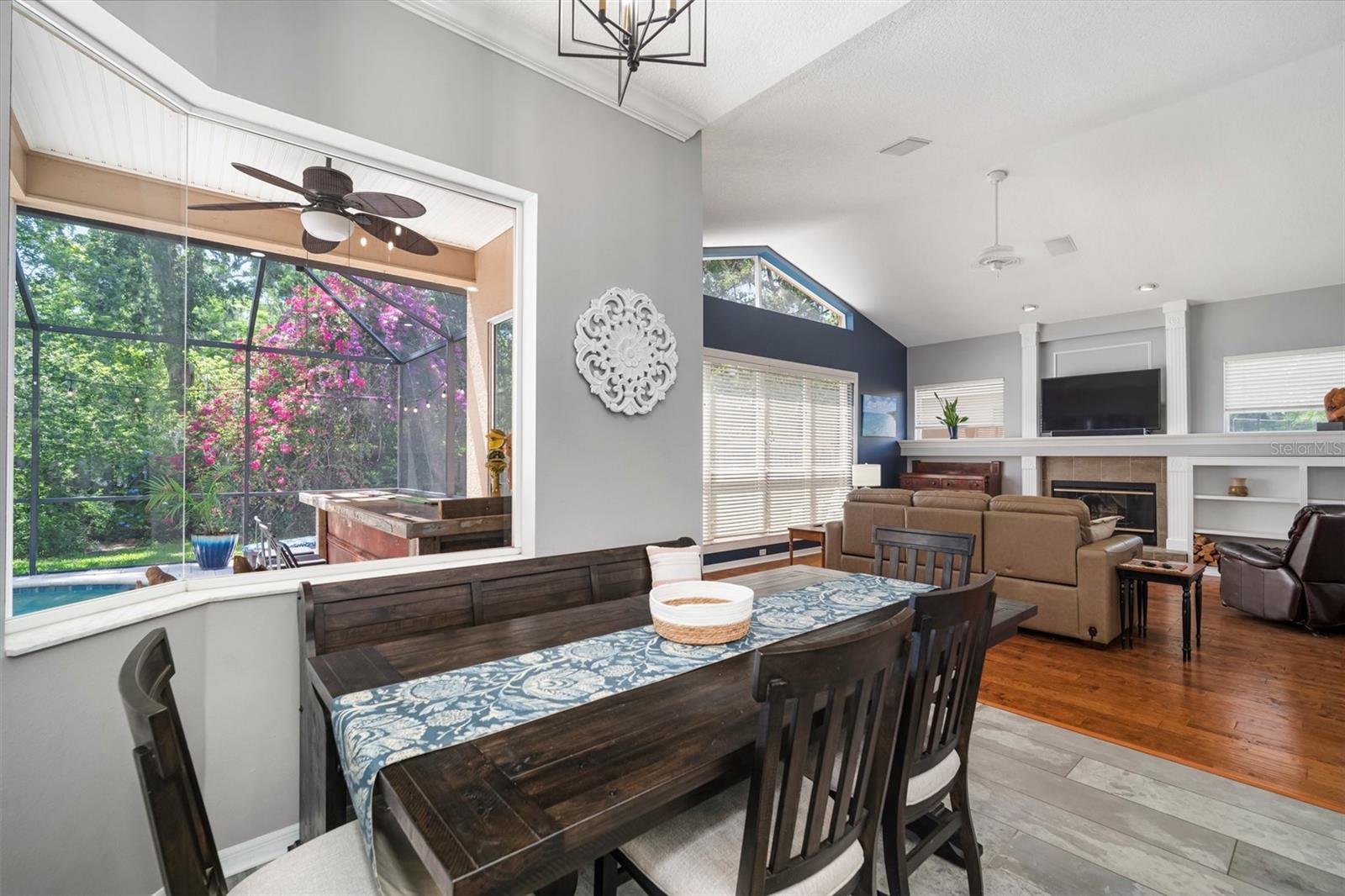 Image 22 of 72 For 2903 Manor Ridge Place