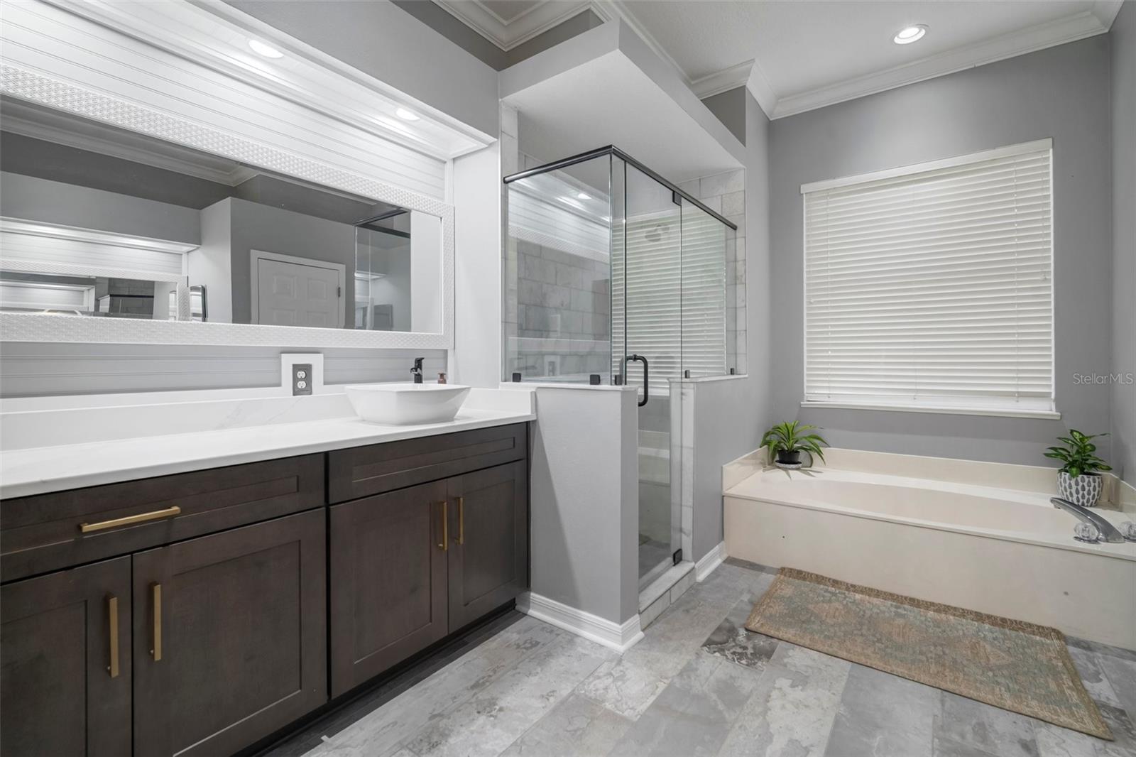 Image 36 of 72 For 2903 Manor Ridge Place