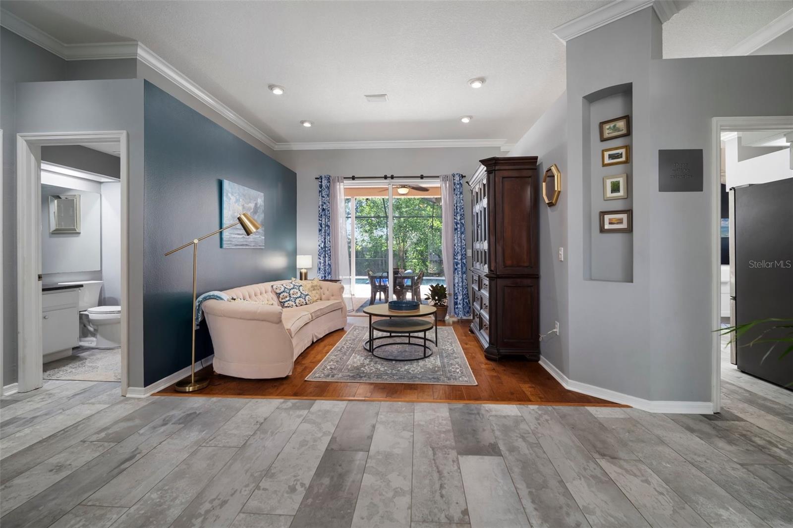 Image 6 of 72 For 2903 Manor Ridge Place