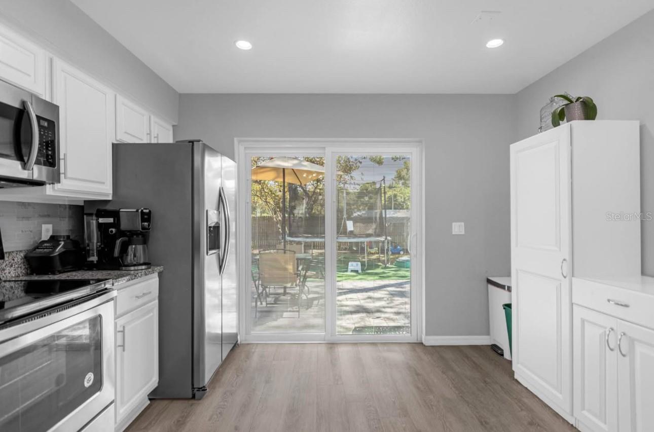 Image 10 of 26 For 1427 La Paloma Circle