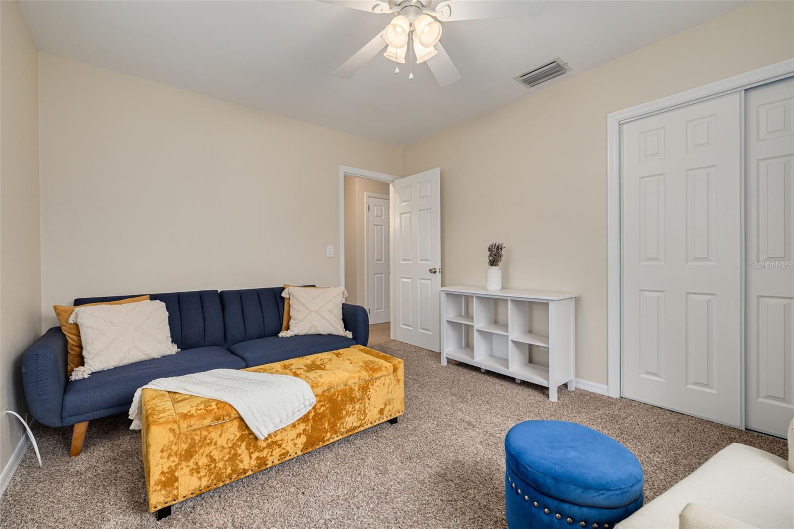 Image 21 of 30 For 1322 Byron Drive