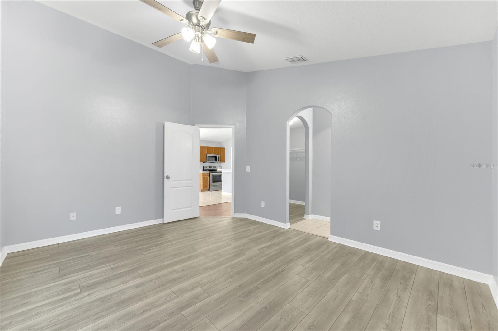 Image 24 of 42 For 7855 Bristol Park Dr.