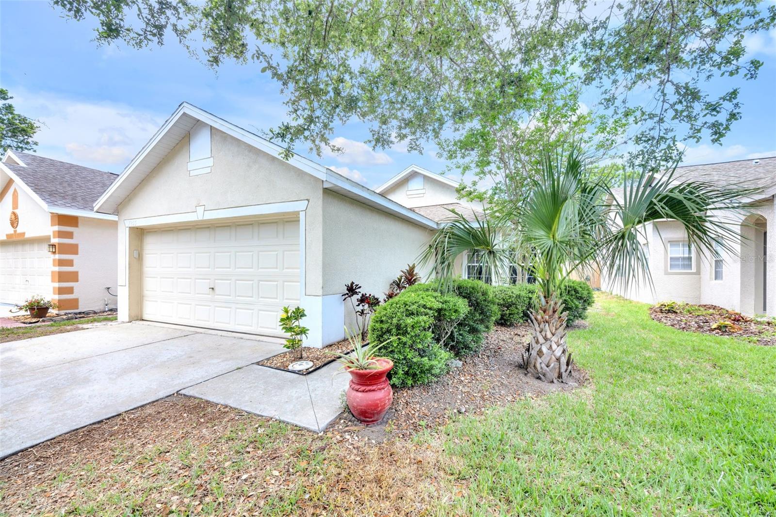 Image 5 of 42 For 7855 Bristol Park Dr.