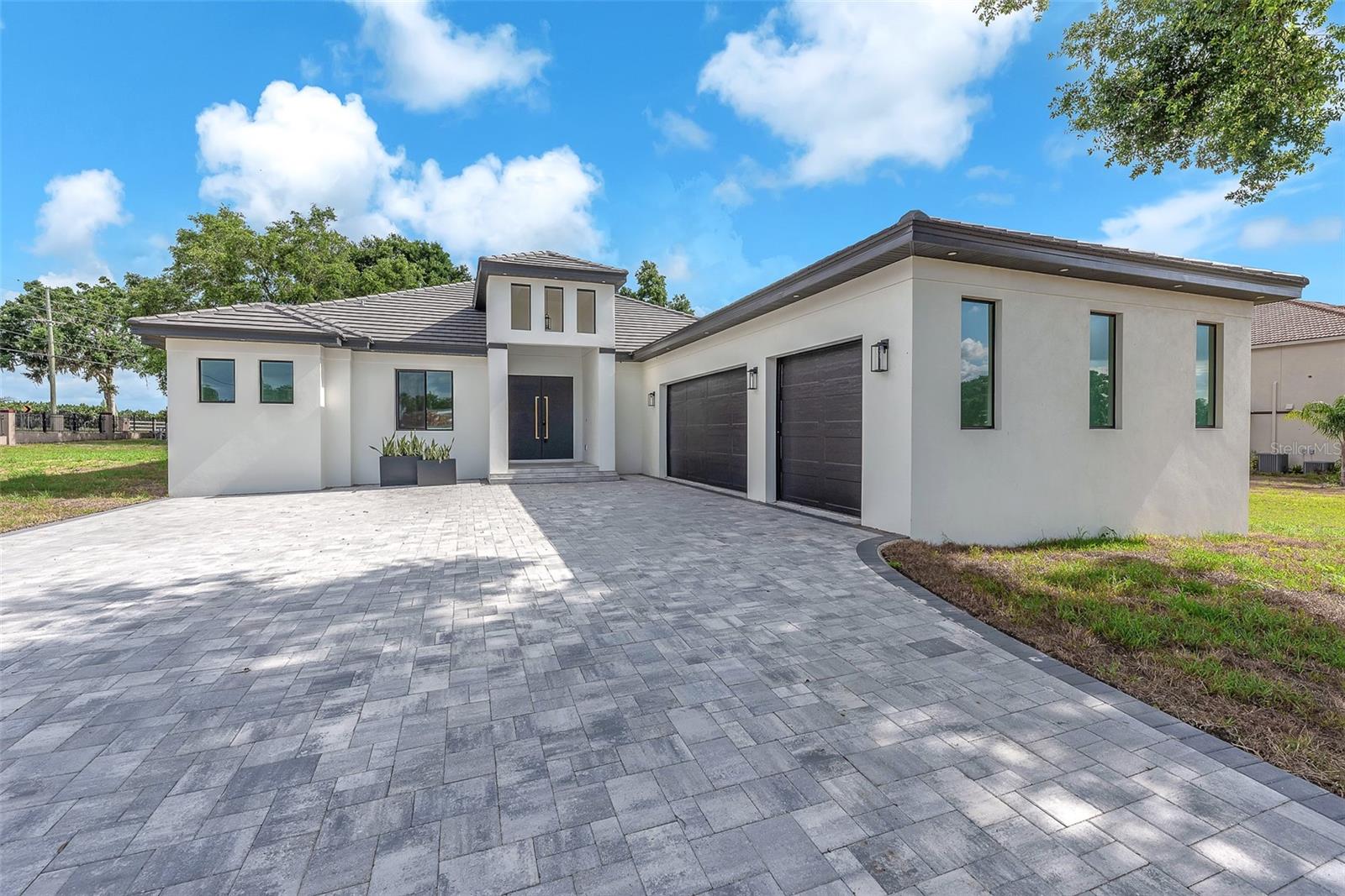 Details for 11921 Fort King Highway, THONOTOSASSA, FL 33592