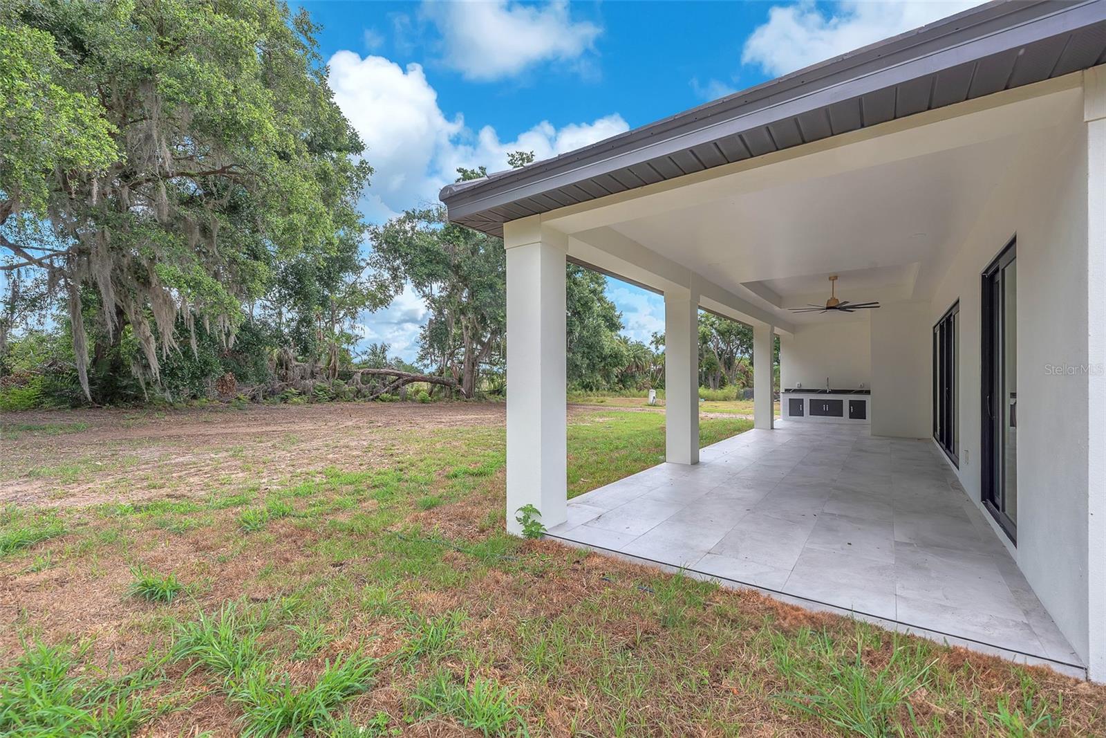 Listing photo id 36 for 11921 Fort King Highway