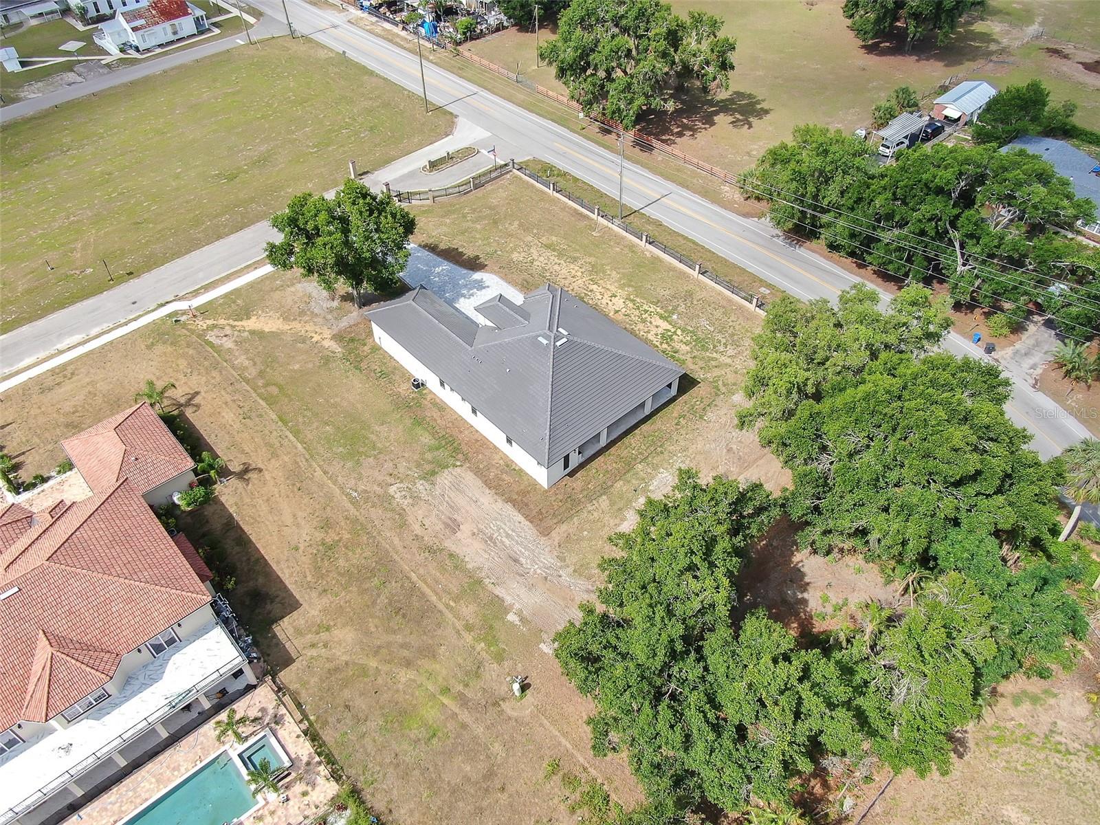 Listing photo id 43 for 11921 Fort King Highway