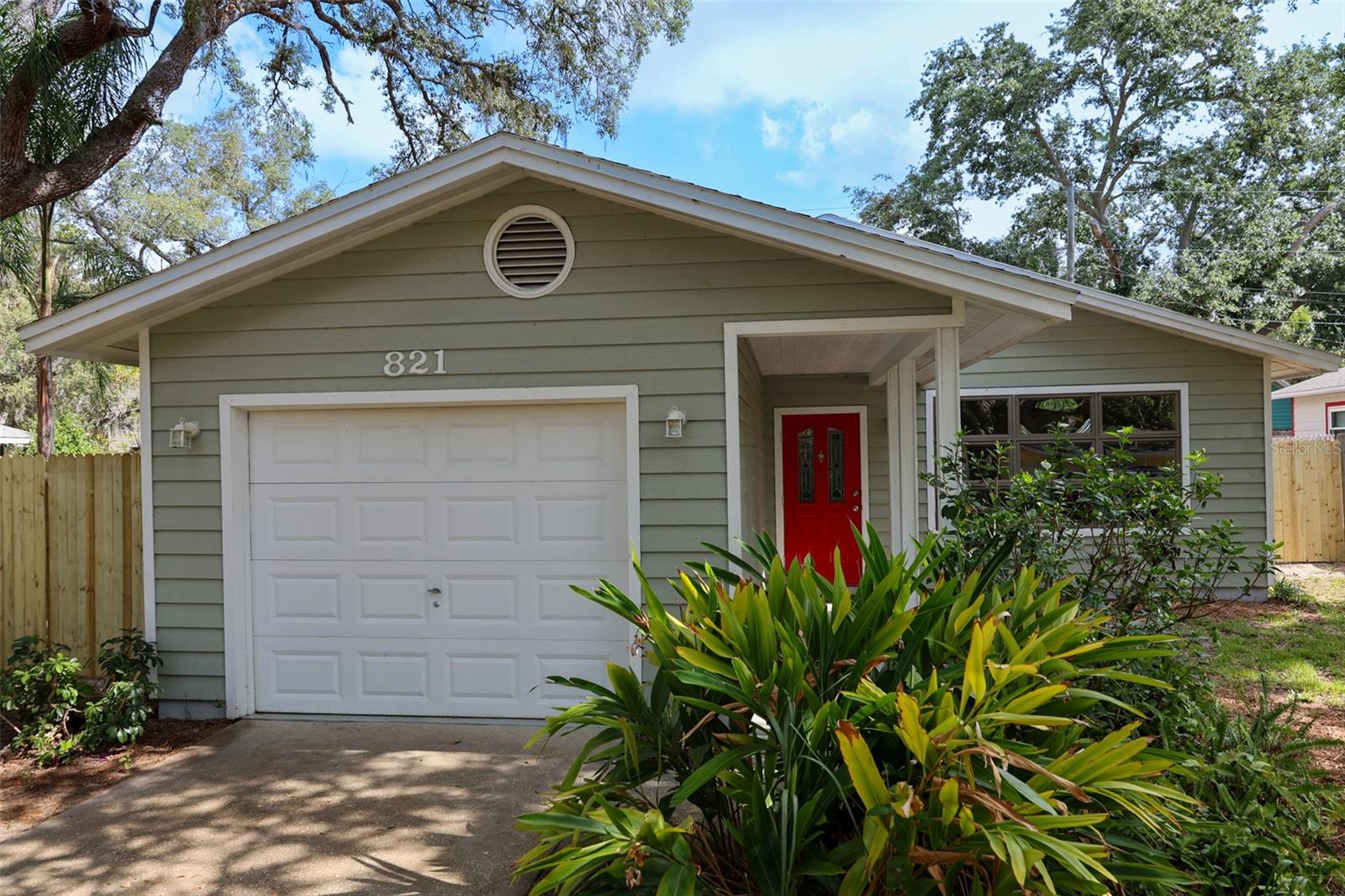 Details for 821 6th Street S, SAFETY HARBOR, FL 34695
