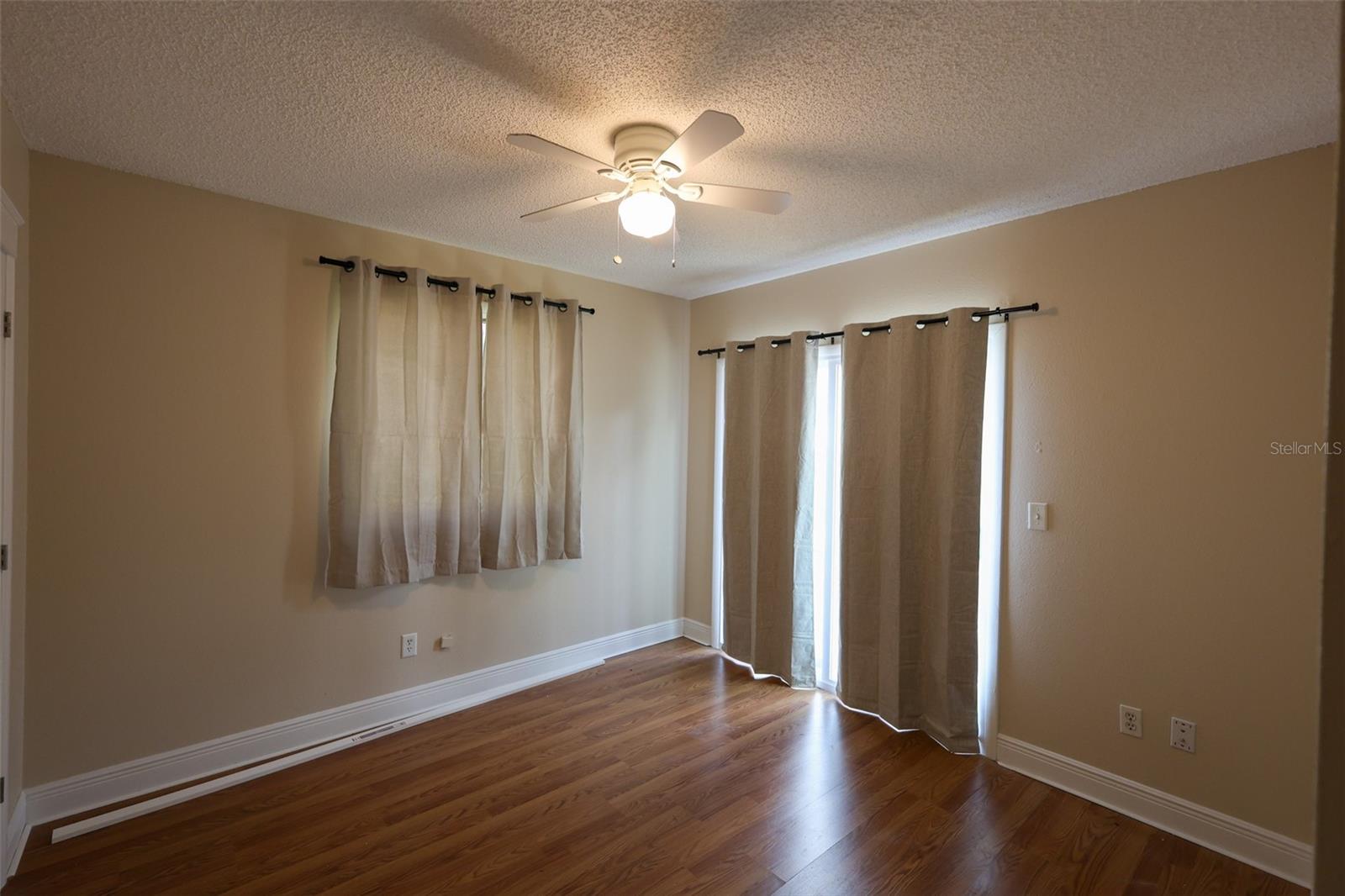 Image 12 of 20 For 821 6th Street S