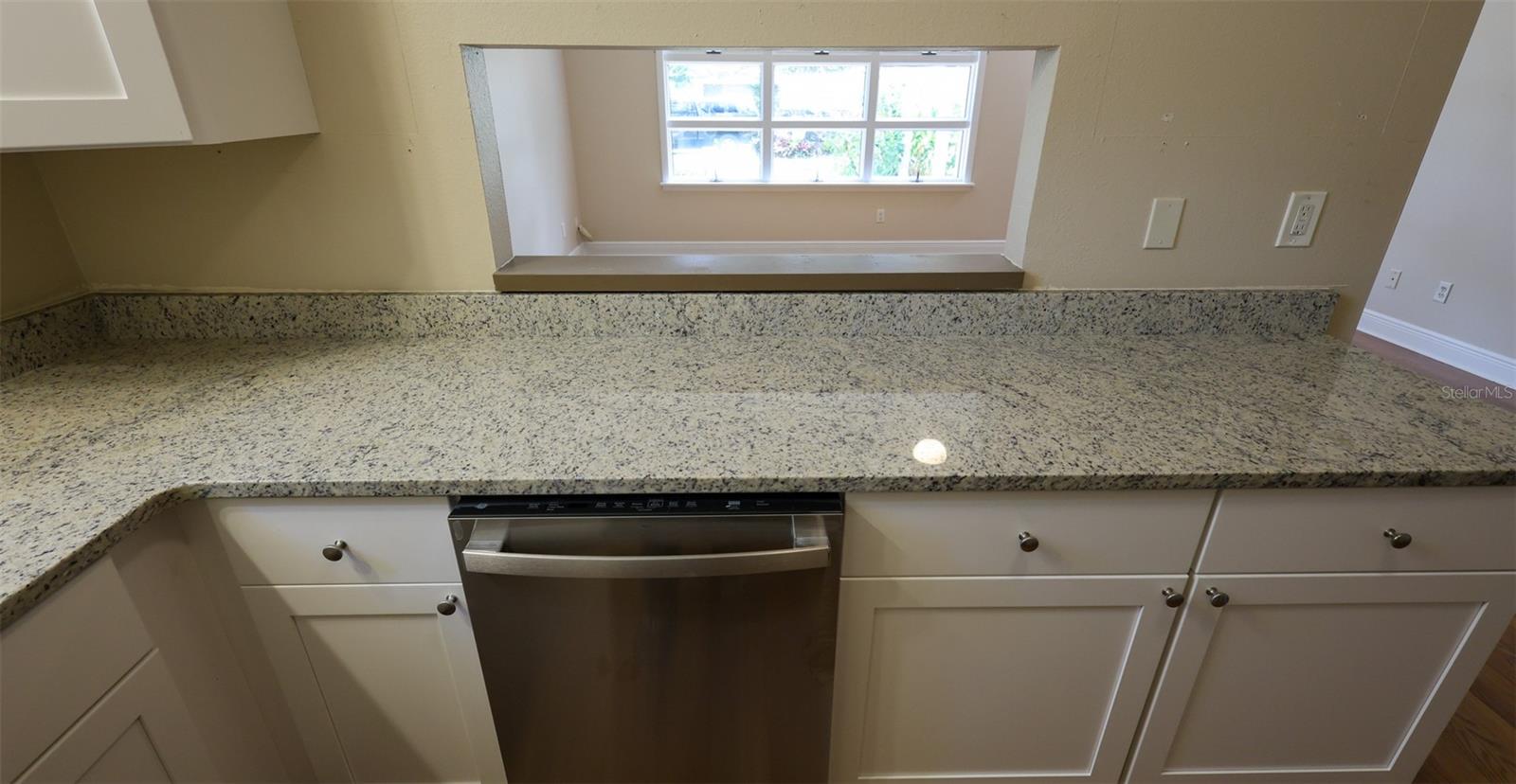 Image 4 of 20 For 821 6th Street S
