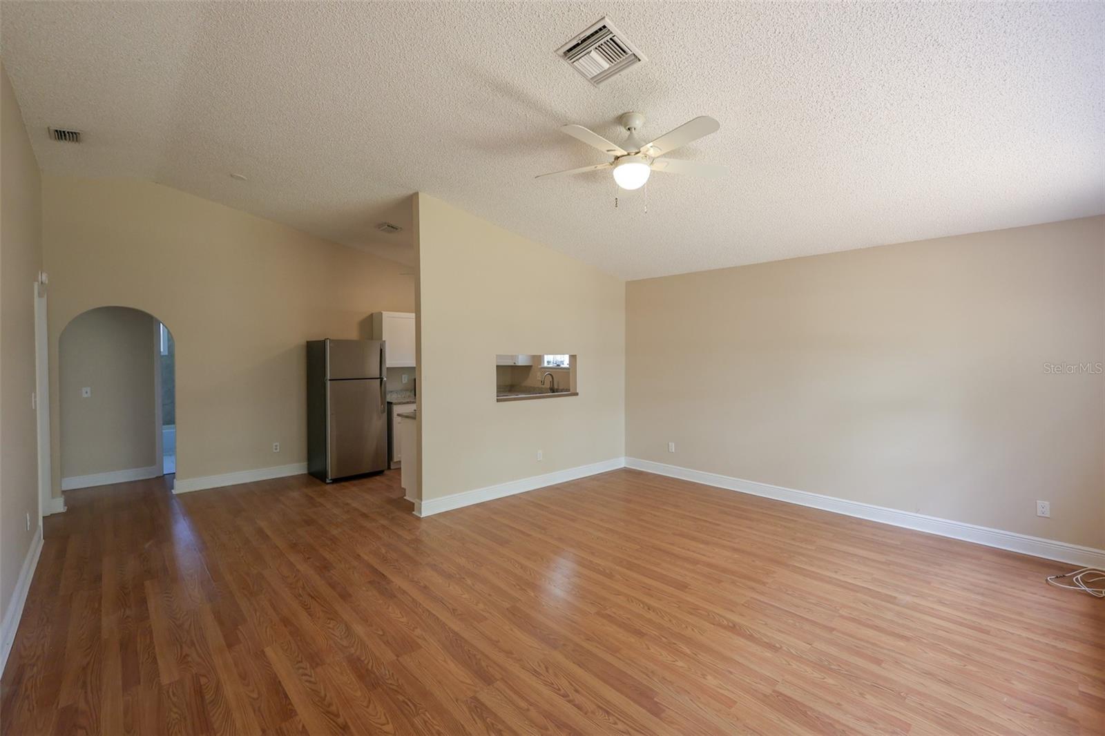 Image 6 of 20 For 821 6th Street S