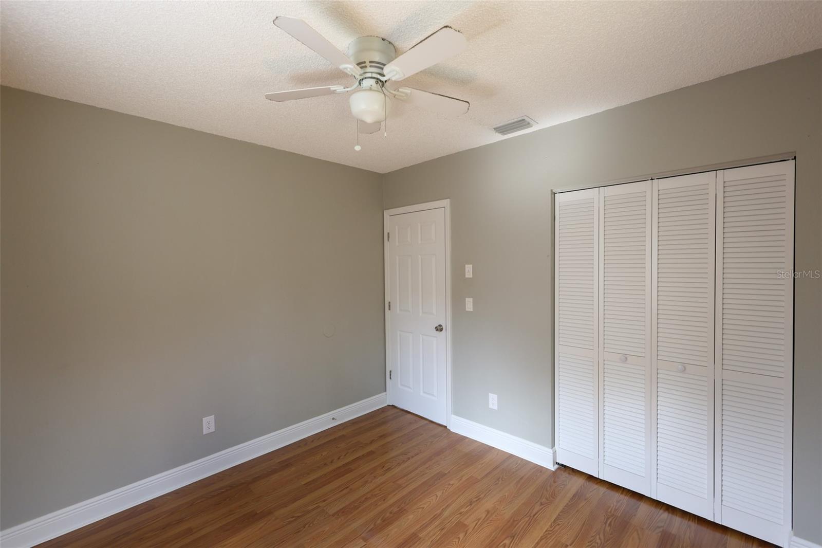 Image 8 of 20 For 821 6th Street S