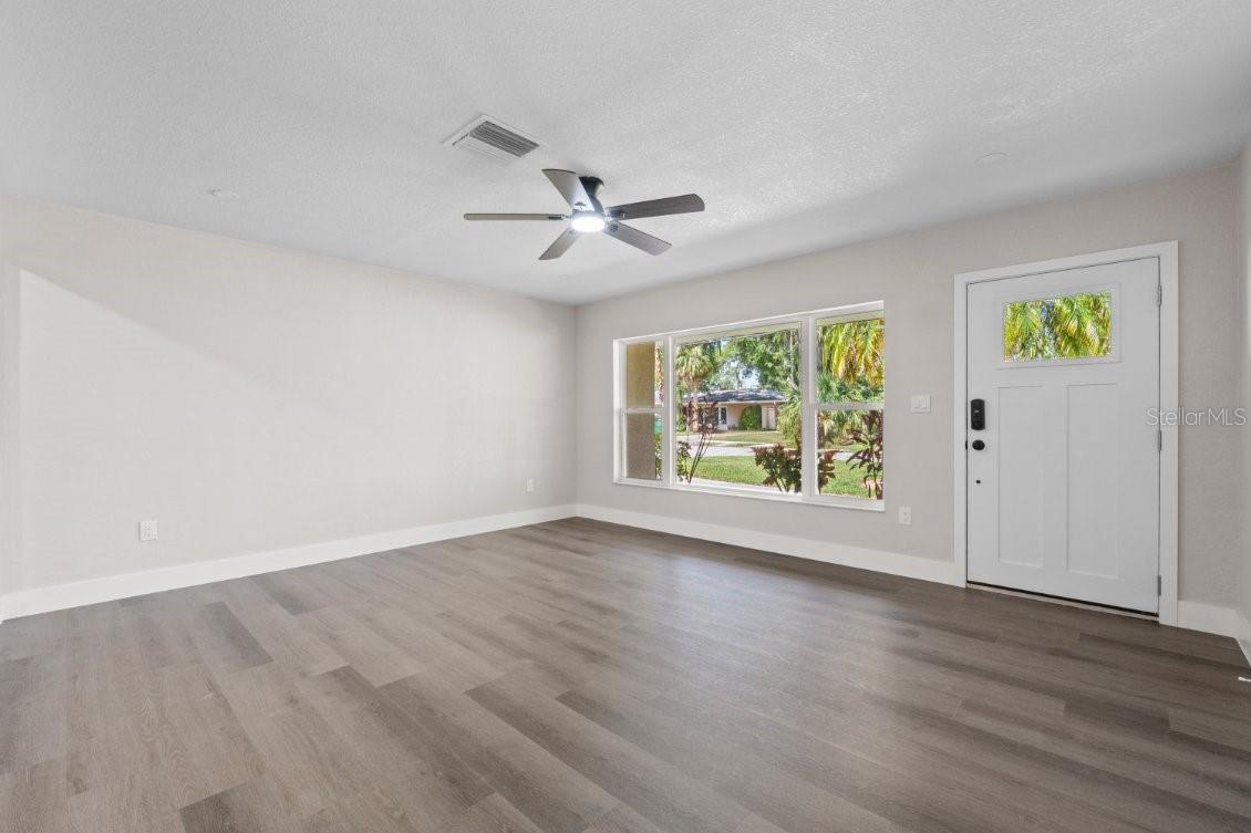 Image 17 of 59 For 7137 Wedgewood Drive