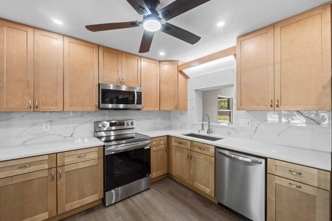Image 20 of 59 For 7137 Wedgewood Drive