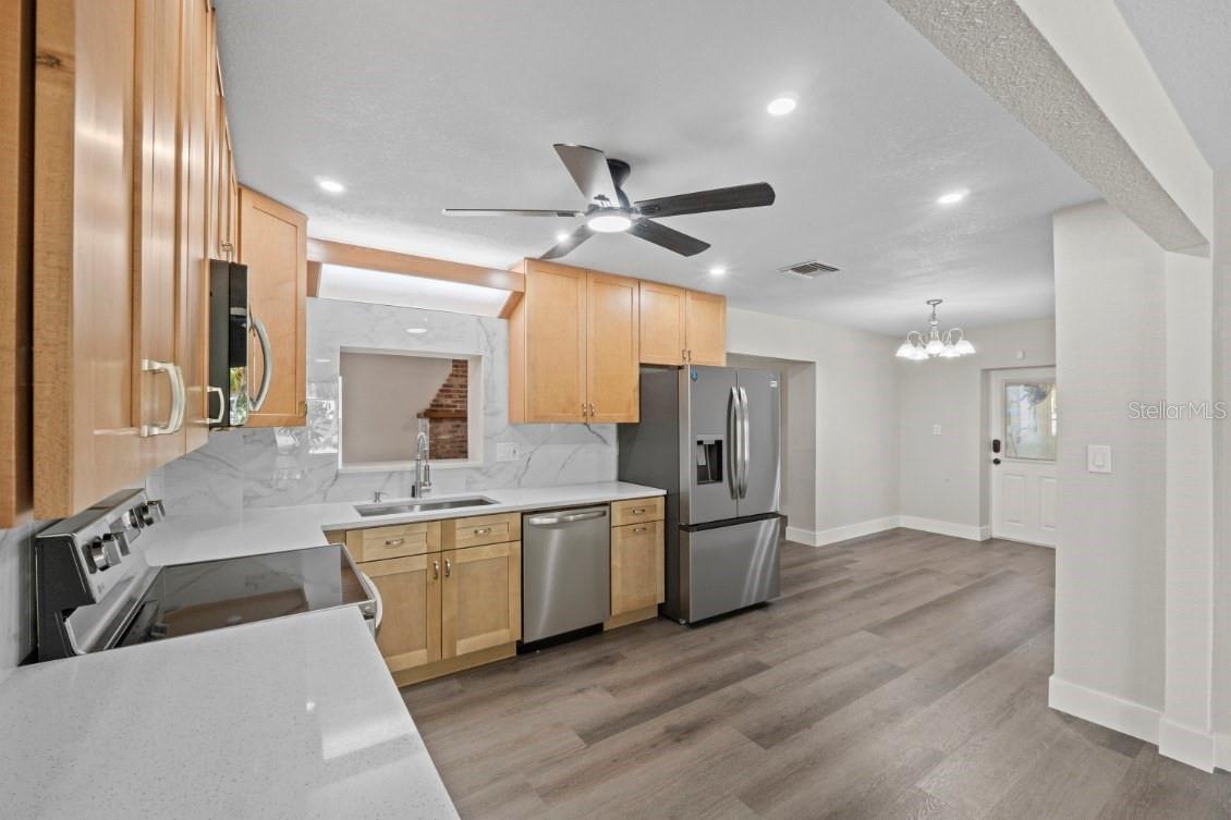 Image 22 of 59 For 7137 Wedgewood Drive