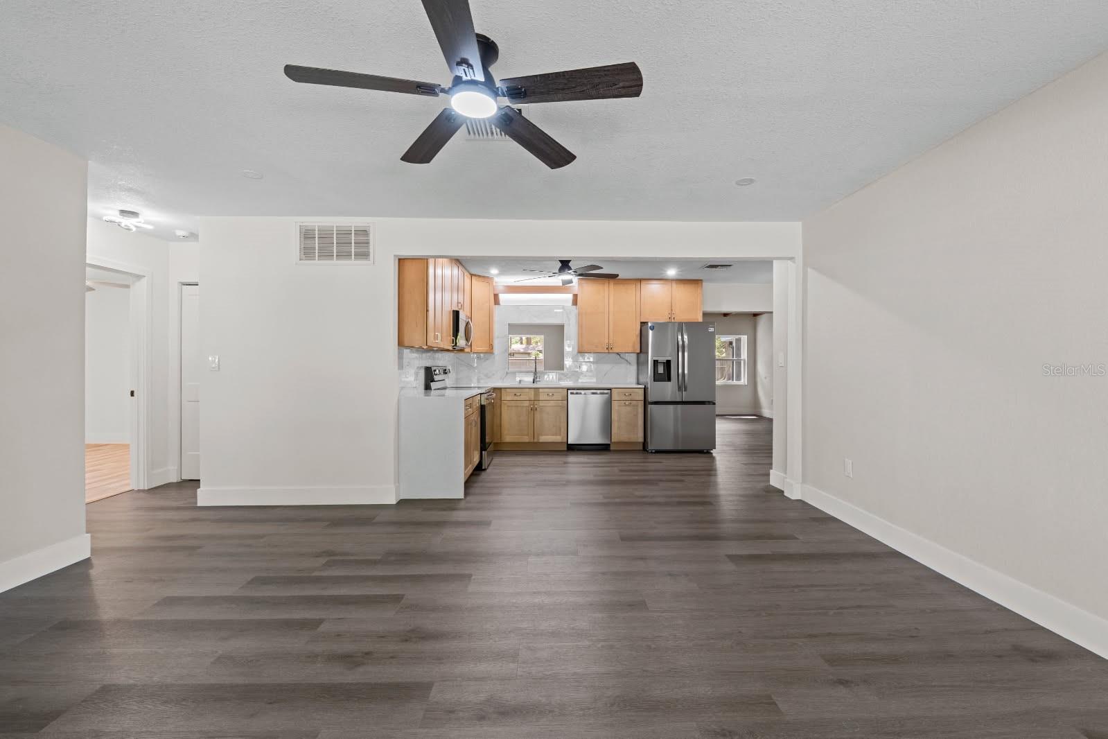 Image 33 of 59 For 7137 Wedgewood Drive