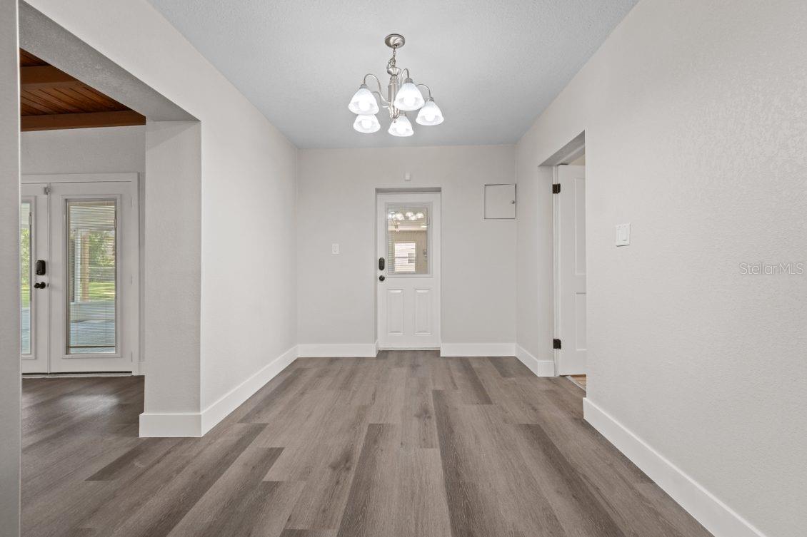 Image 9 of 59 For 7137 Wedgewood Drive