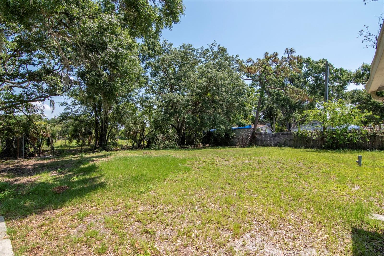 Image 15 of 50 For 6226 Florence Street