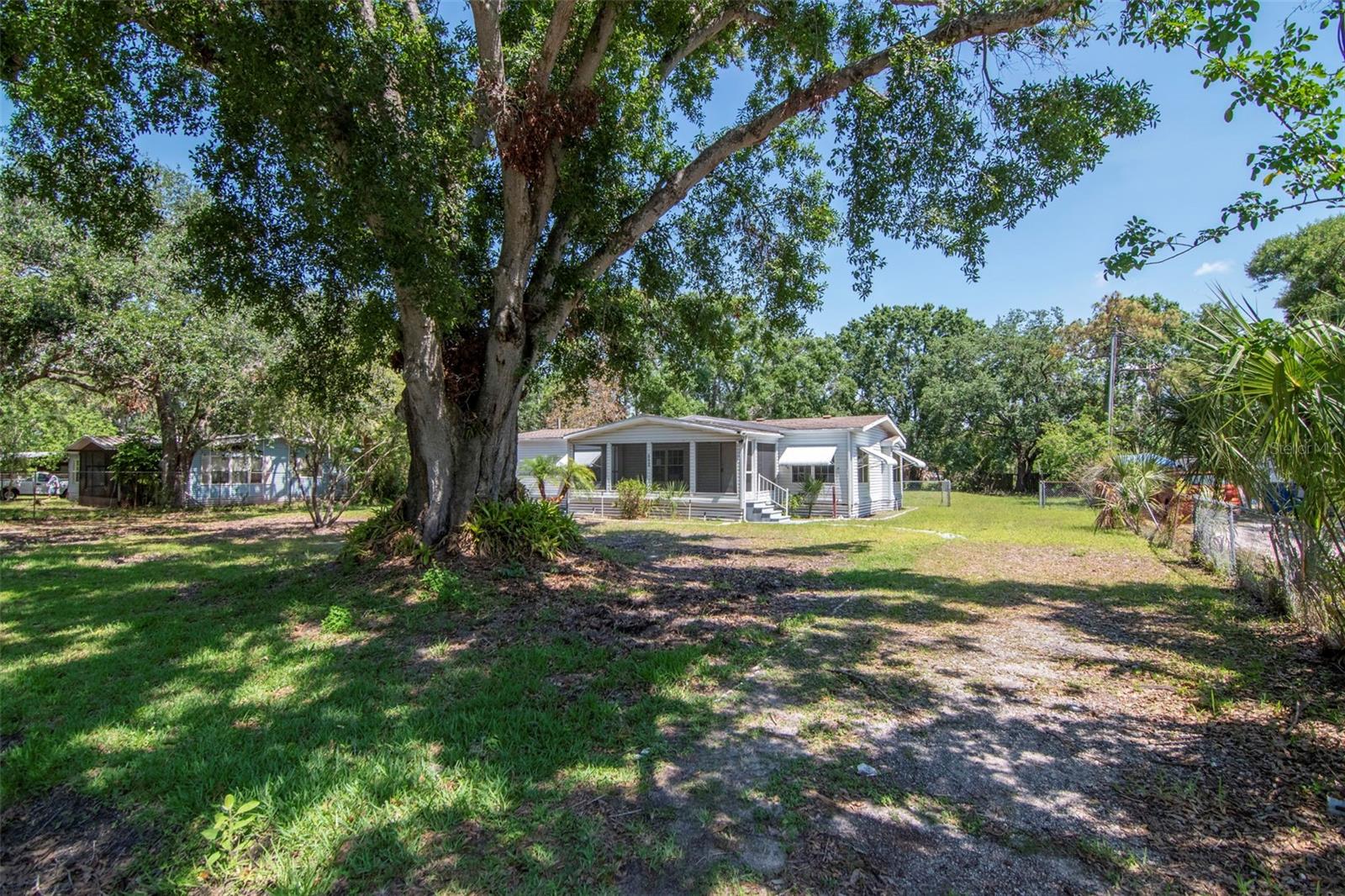 Image 4 of 50 For 6226 Florence Street