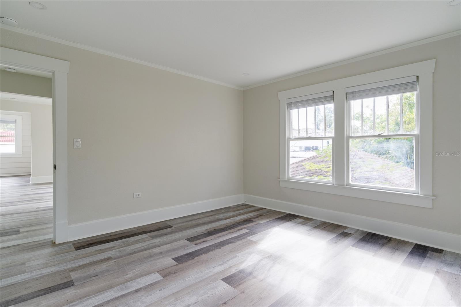 Image 18 of 24 For 656 15th Avenue Ne