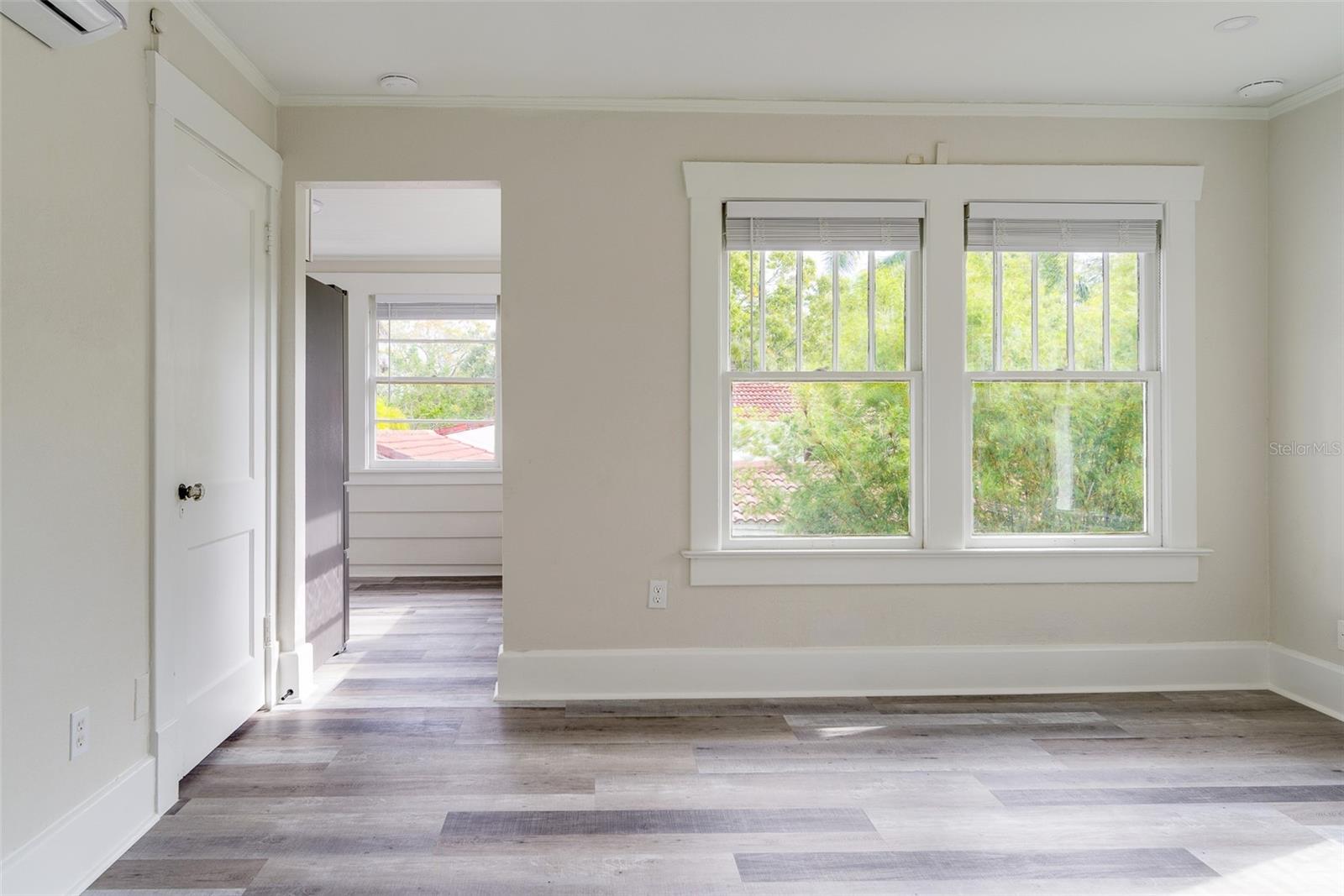 Image 2 of 24 For 656 15th Avenue Ne