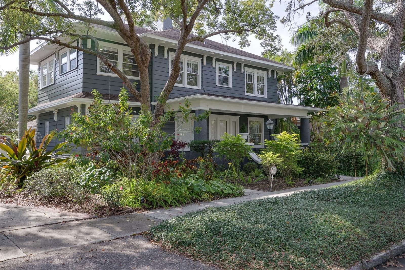 Image 22 of 24 For 656 15th Avenue Ne