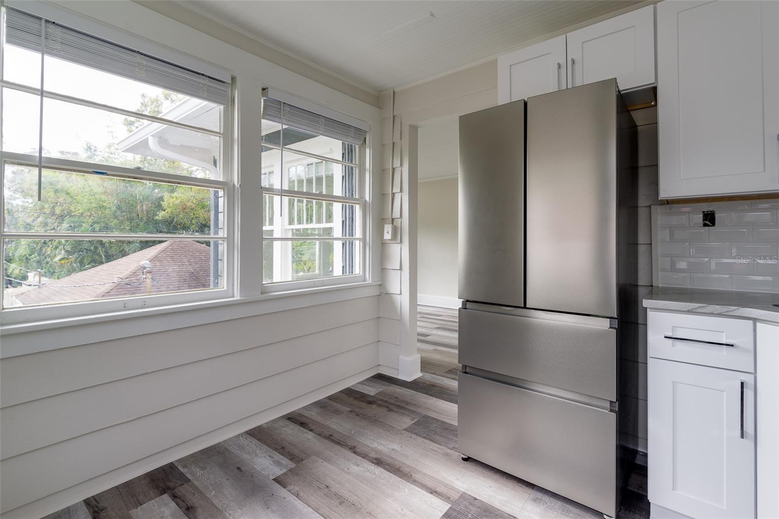 Image 6 of 24 For 656 15th Avenue Ne