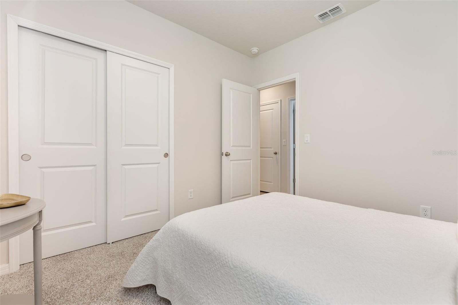 Image 23 of 36 For 7119 Amelia River Drive