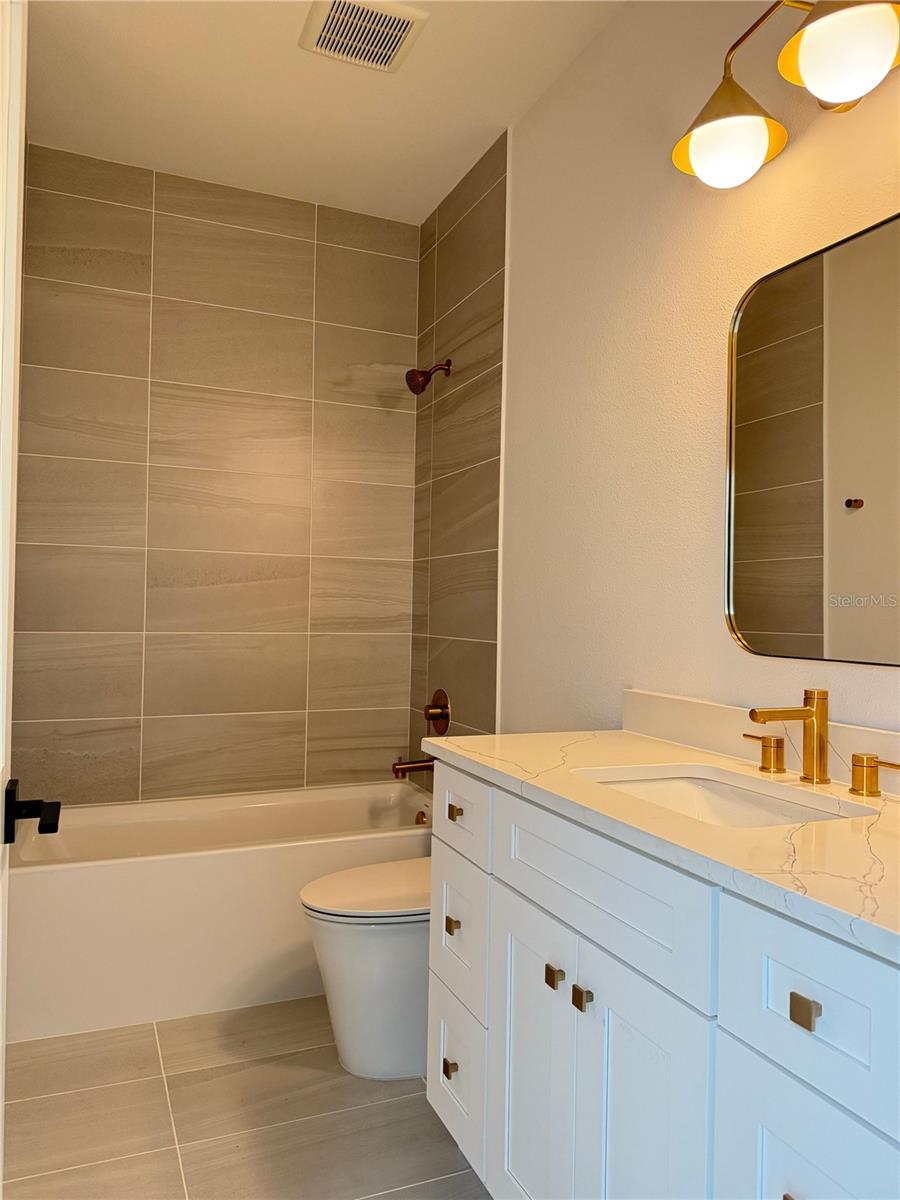 Image 10 of 12 For 4324 Gray Street 3