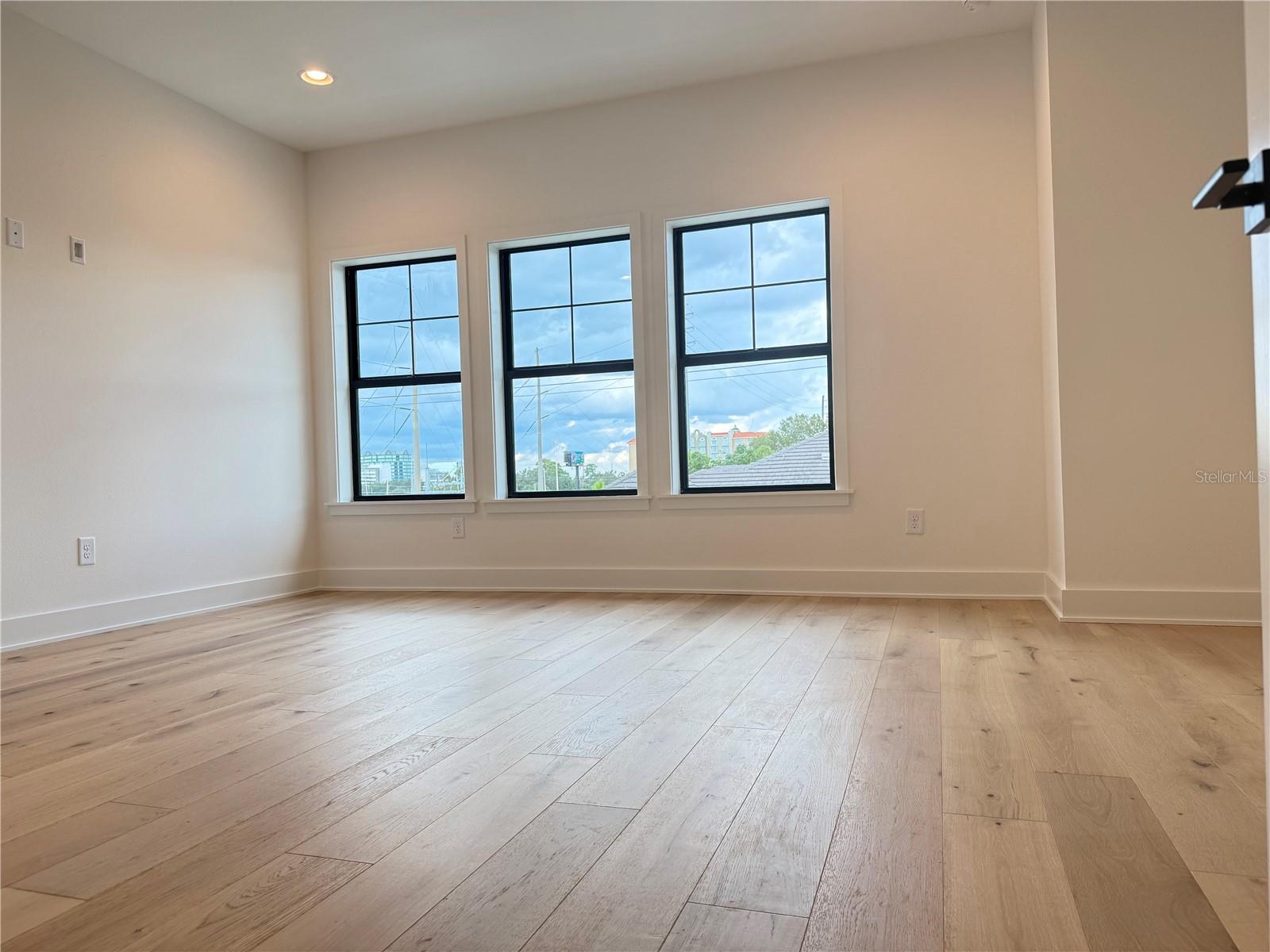 Image 4 of 12 For 4324 Gray Street 3