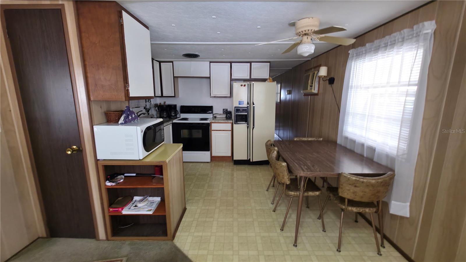 Image 18 of 56 For 37229 Lois Avenue