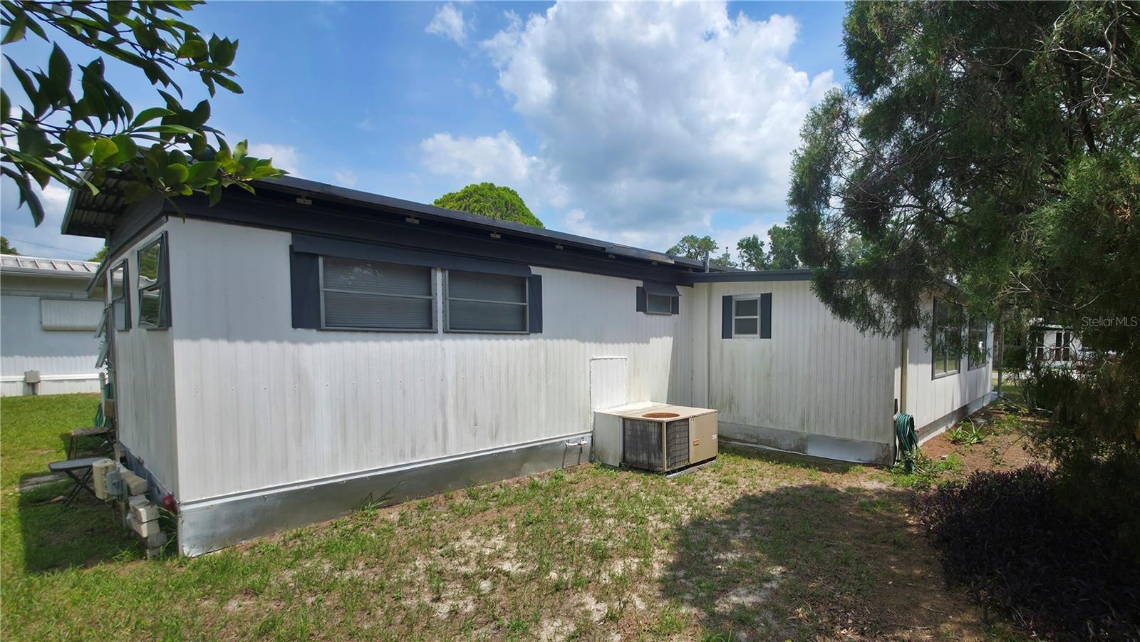 Image 4 of 56 For 37229 Lois Avenue