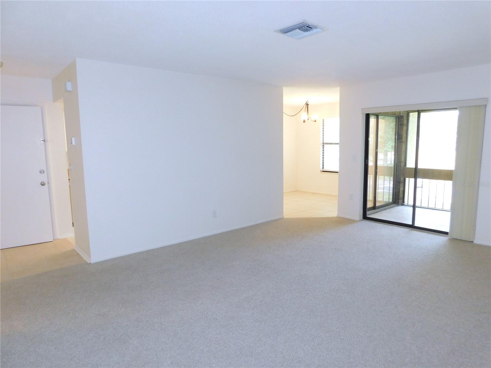 Image 4 of 27 For 204 Caryl Way