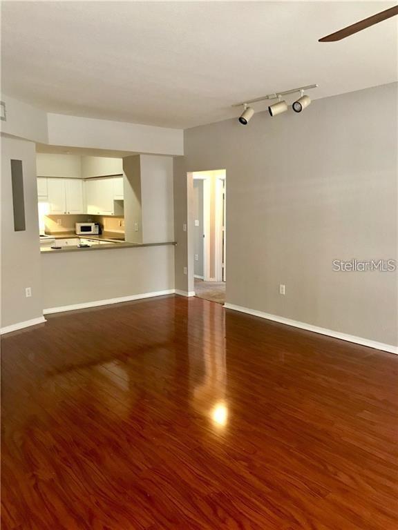 Image 3 of 12 For 402 Armenia Avenue 119a
