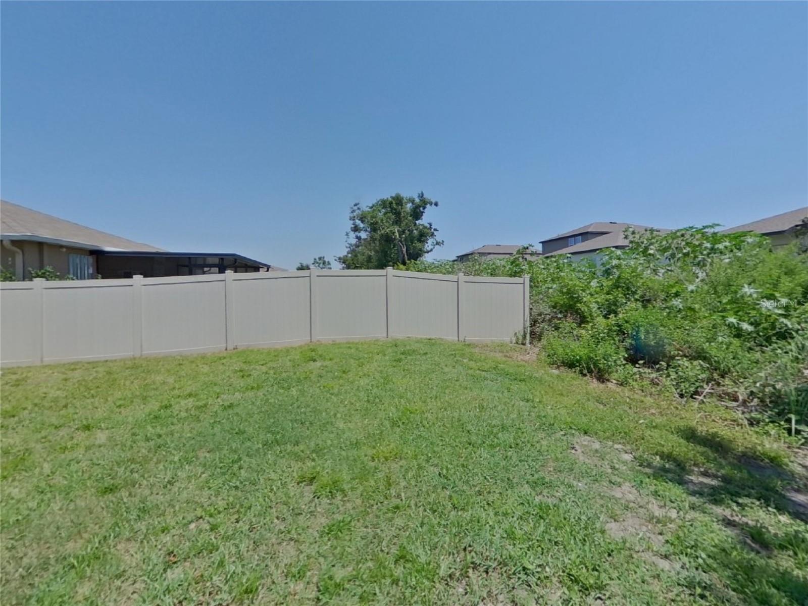 Image 17 of 17 For 2026 Broad Winged Hawk Drive