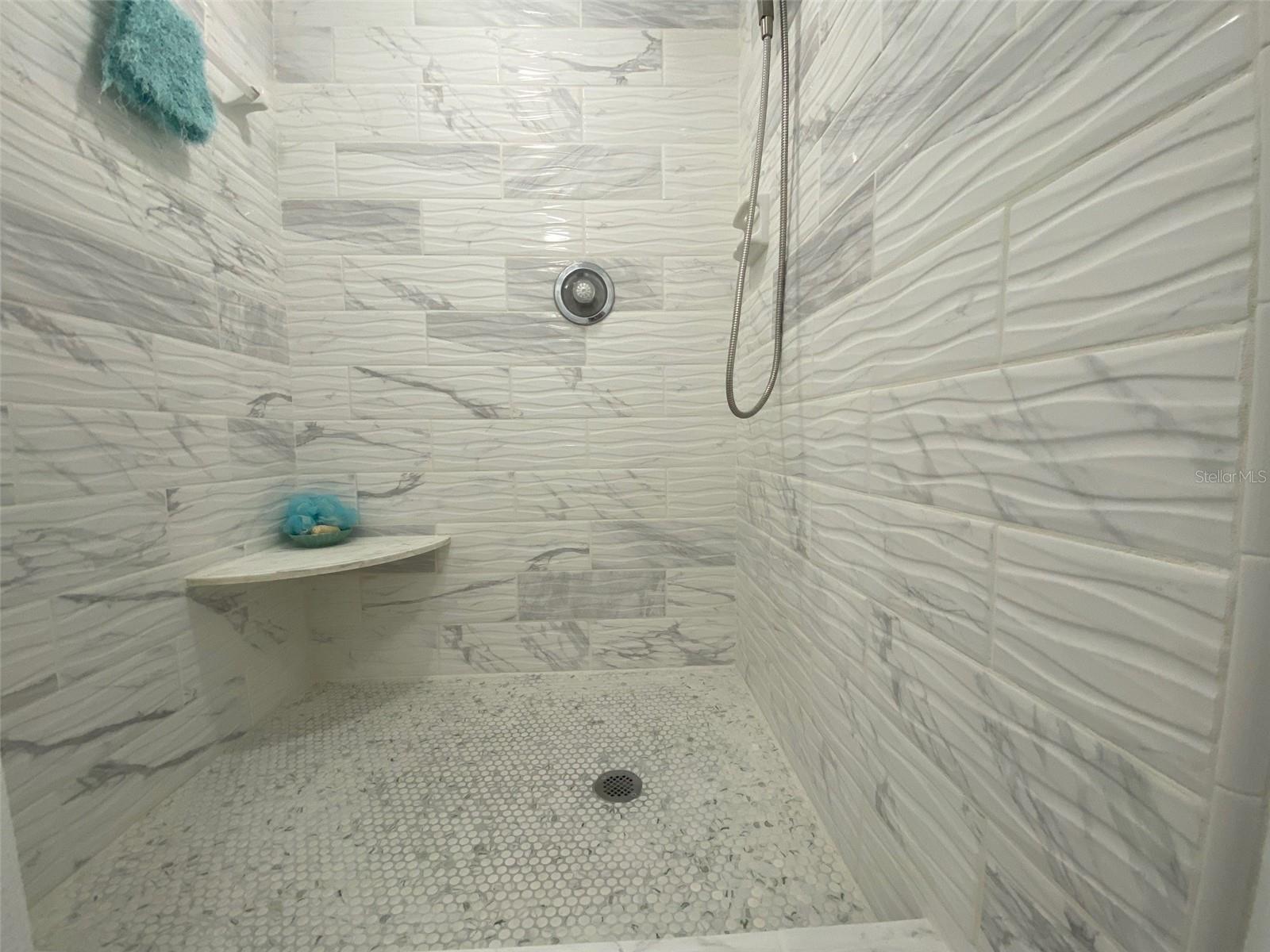 Image 10 of 22 For 420 64th Avenue 1103