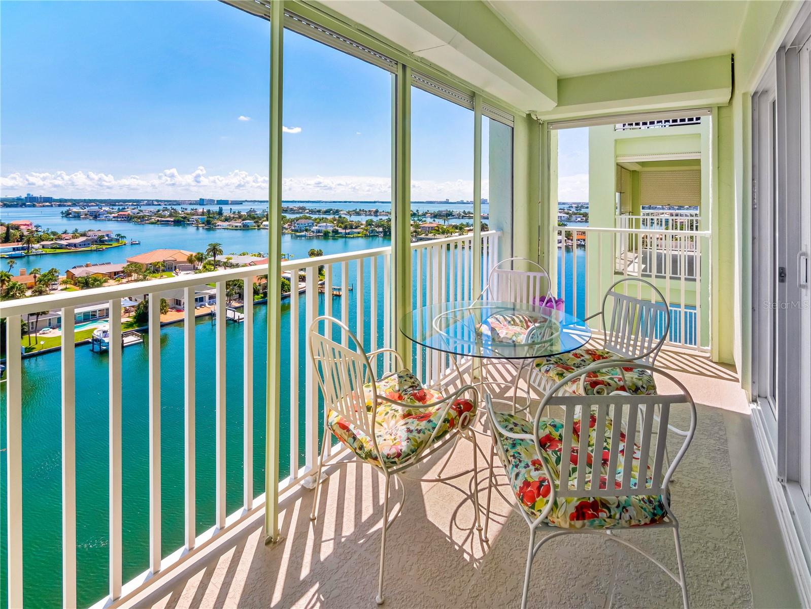 Image 3 of 22 For 420 64th Avenue 1103