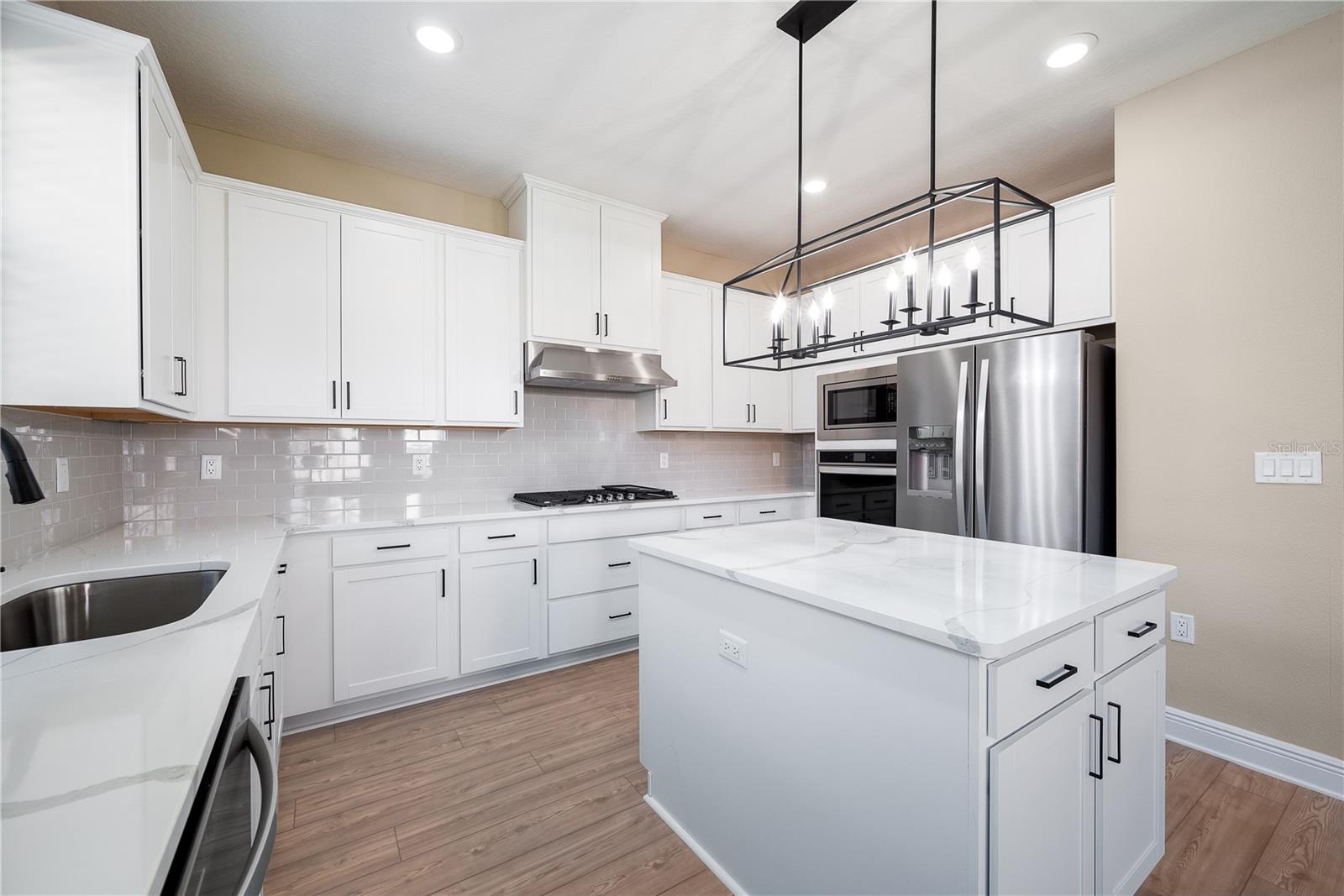 Image 2 of 7 For 7890 Somersworth Drive