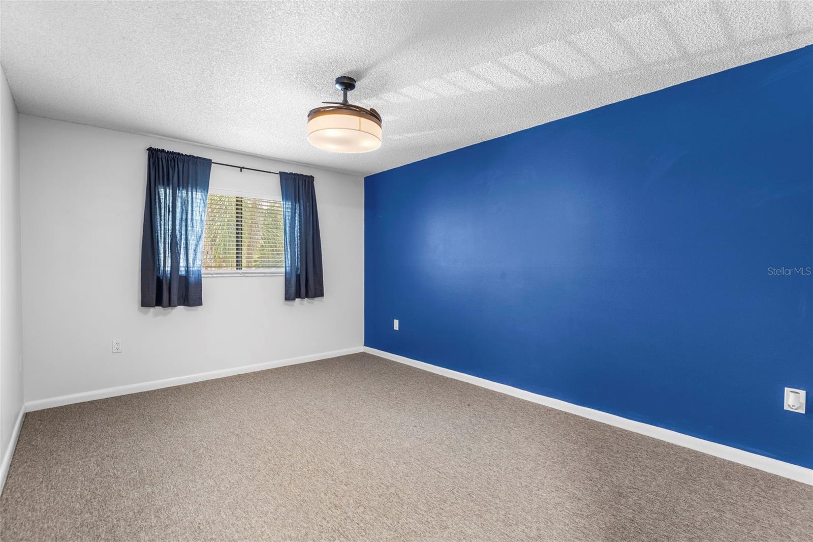 Image 21 of 38 For 10511 Waterview Court 10511