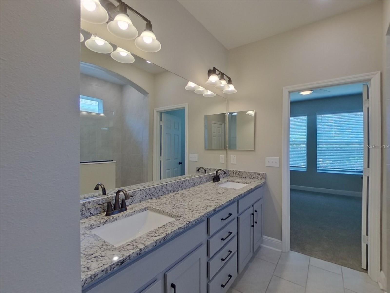 Image 9 of 15 For 5564 Silver Sun Drive