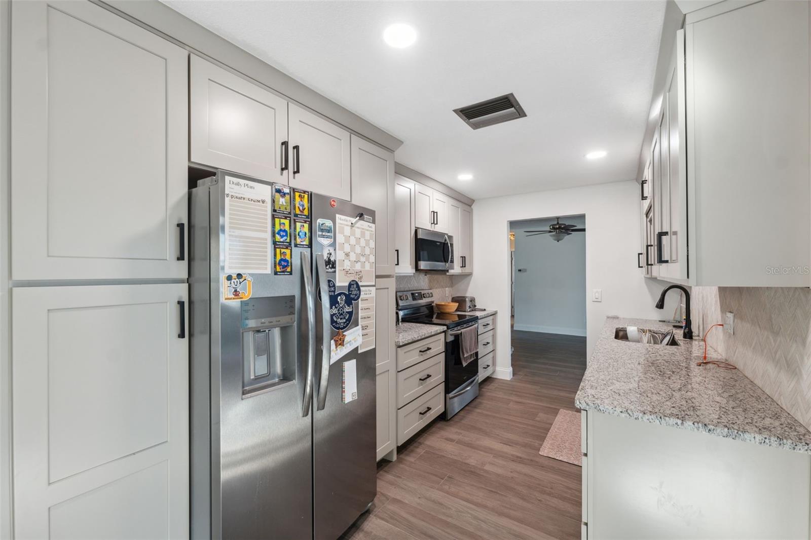 Image 6 of 19 For 1700 Ironwood Court E